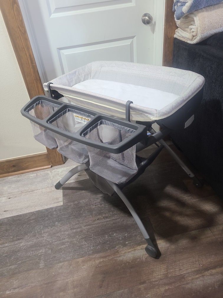 Graco Changing Table 