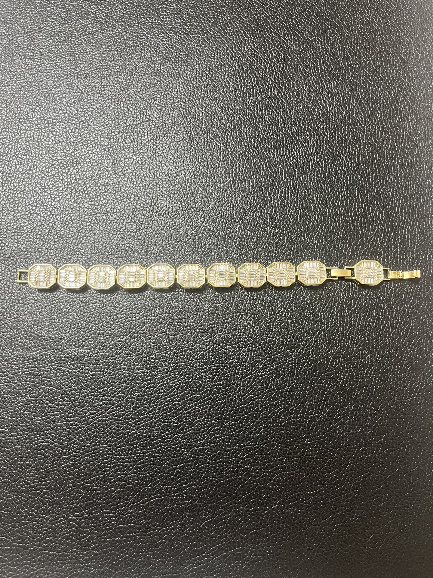 14k gold plated woman’s bracelet.