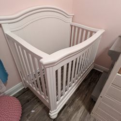 Baby Crib 