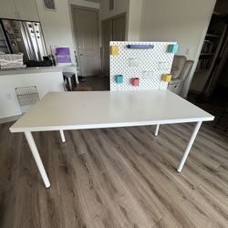 IKEA DESK