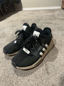 Addidas NMD V2 men’s size 10