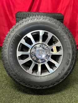 Ford F-250 Lariat Super Duty 8 Lug 18 Inch OEM Wheels