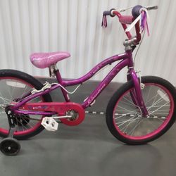 20 Inch Schwinn DEELITE Girls Bike. 