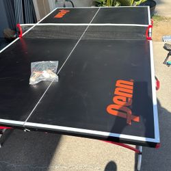 Penn Ping Pong Table 