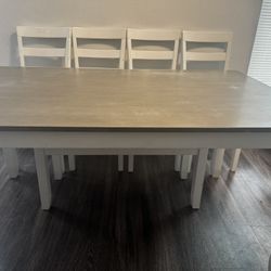 6 Seater Dining Room Table with Bench