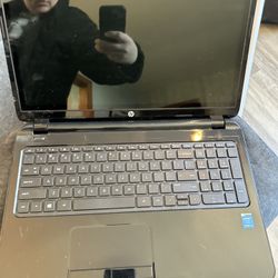 HP Turbo Silver 15-f271wm Laptop PC