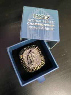 1997 Florida marlins champion replica ring