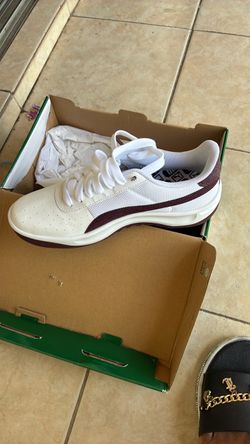 Puma New Women’s size 5.5