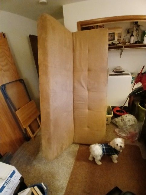 Futon Free