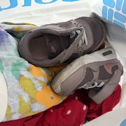 Ropa de bebe y niña 4/5 años