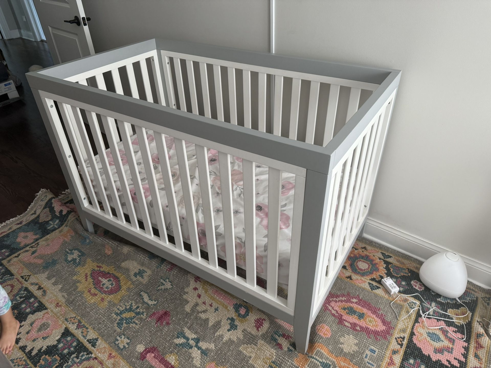 Pottery Barn Kids Crib And Dresser