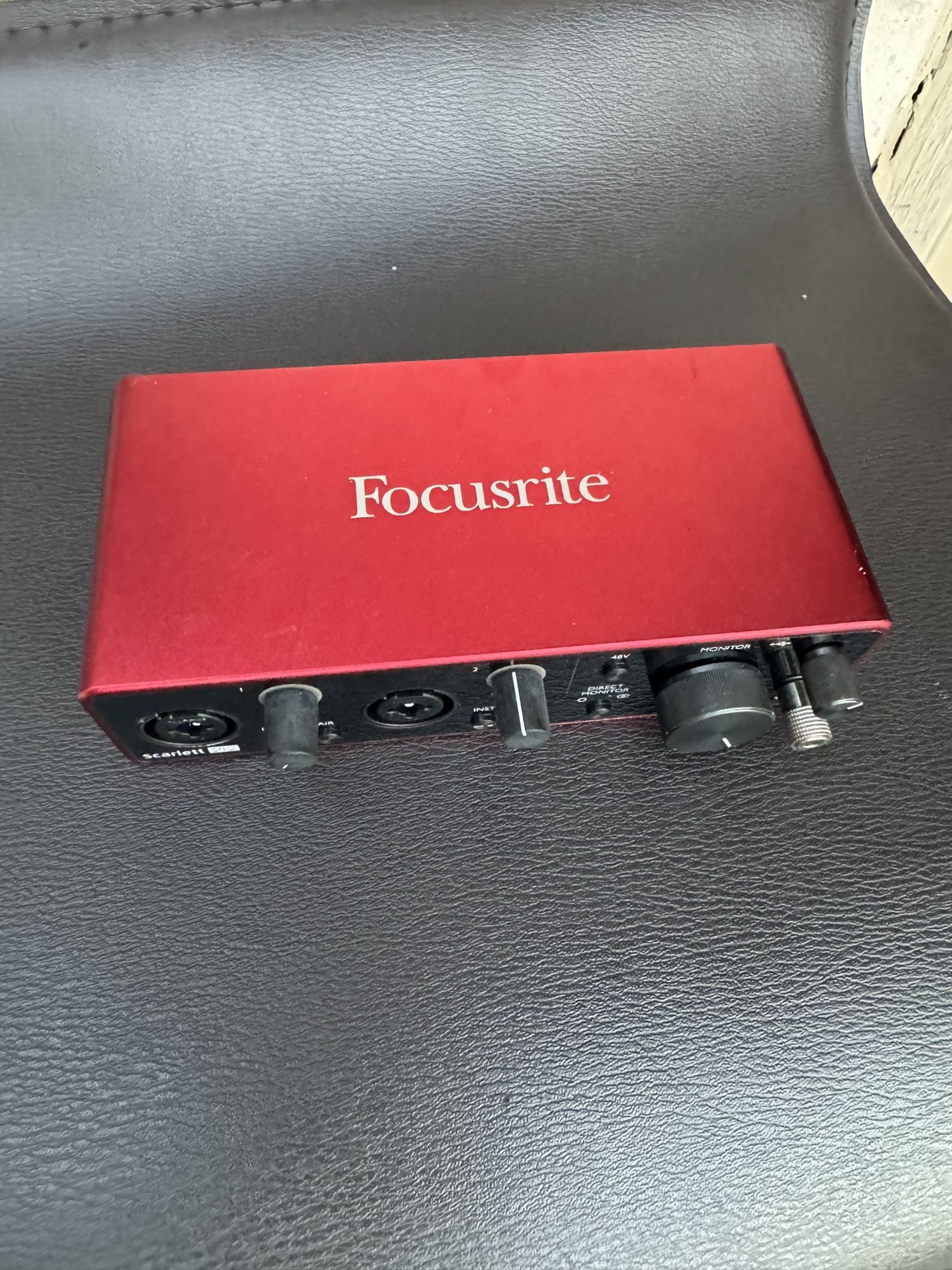 focusrite scarlett 2i2 3rd
