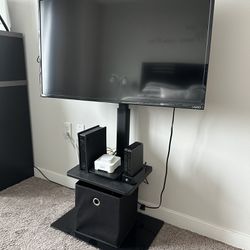 Small Tv Stand With FREE TV
