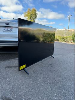 New 2025 LG 65 inch Smart tv free delivery