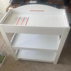 Graco Infant Changing Table 