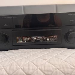 Yamaha RX-A3010 Receiver