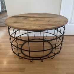Refinished Round Coffee/End Table
