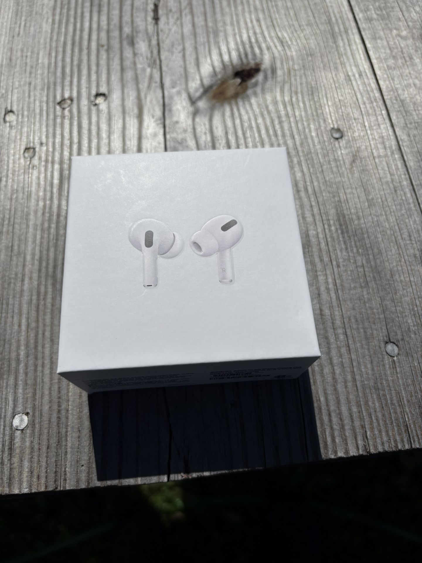 Apple AirPod Pro 1st Generation With MagSafe Charging Case