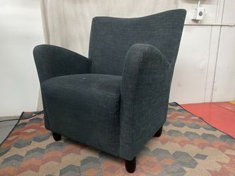 Wide Black Lounge Chair