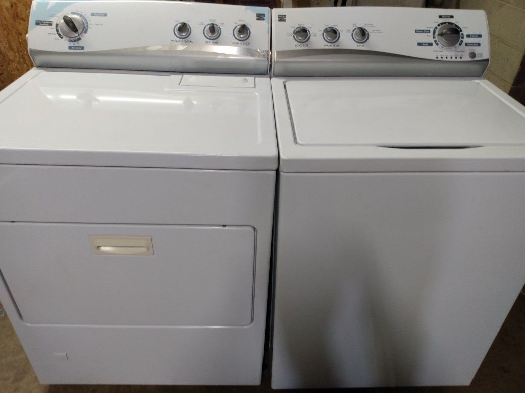 Newer Kenmore Washer And Gas Dryer They Both Work Great Clean Inside Out