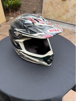 Bell Moto Helmet – medium