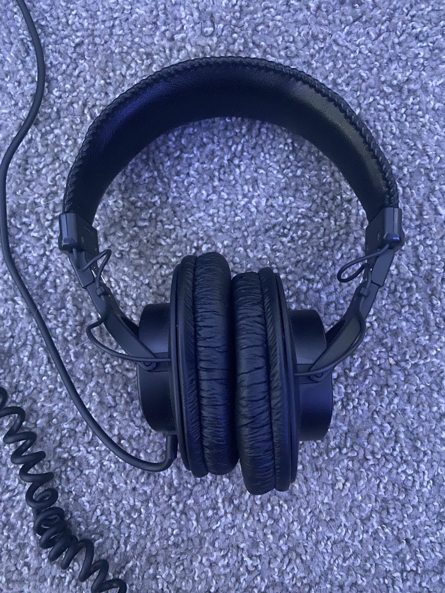 Sony MDR-7506 Professional Studio Headphones