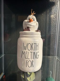 Olaf Canister
