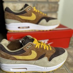 Nike Air Max 1 Premium