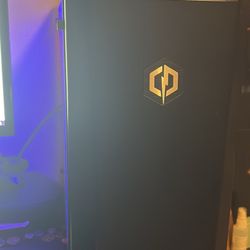 Cyberpowerpc Gamer Ultra Desktop AMD FX- Series