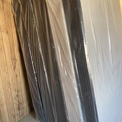 ⚜️ NEW FULL SIZE BOXSPRING ✔️ NEW NEVER USED IN PLASTIC ✔️ DELIVERY OPTION AVAILABLE ✔️