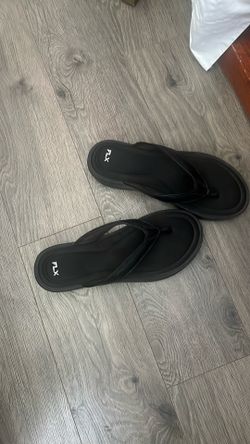 Flx sandals $5 used a few times  size 8-9