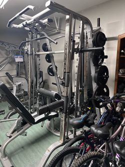 Tuff Stuff Set / Bowflex bench and weights.