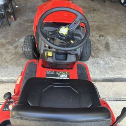Ride Craftsmen Lawnmower 