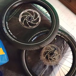 Atlas Diskbreaks And Tires