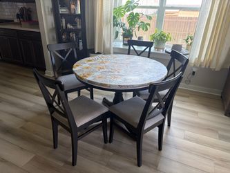 Expandable Table with 5 chairs $375 OBO