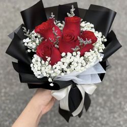 Small Flower Bouquet 