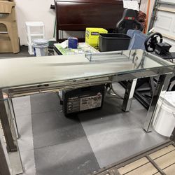 REFLECTING SIDE TABLE/BAR TABLE 