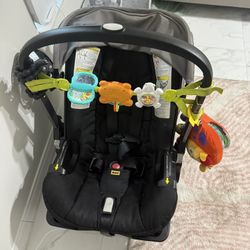 Doona + Car Seat/stroller