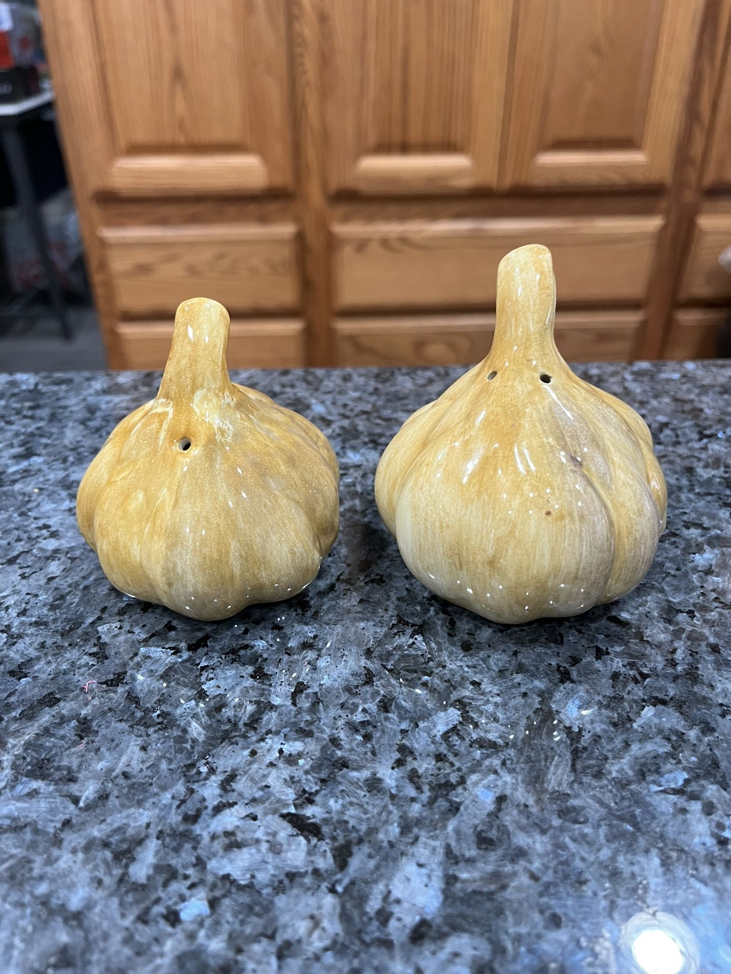 Ceramic Vintage Large Ceramic Garlic Clove Pair of Salt and Pepper Shakers.