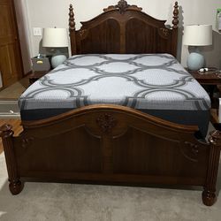 Queen Wood Bed frame 