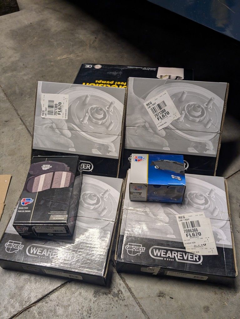 All 4 Break Pads And Rotors 2006-2009 Mitsubishi Galant