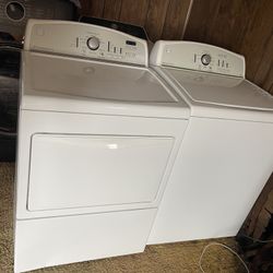 Kenmore Washer And Electric Dryer Set