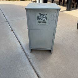 Automatic Dog Feeder