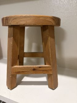 New Tabletop Wooden Farmhouse Looking Stool. Great For Putting Artificial Plants On , Etc. Gorgeous 