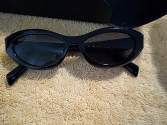 Black Cat-Eye Sunglasses