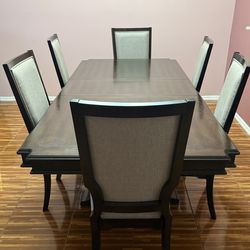 Expandable Dining Table