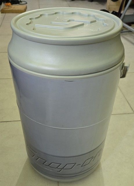 Snap-On 5/8 Socket 5-gallon Cooler