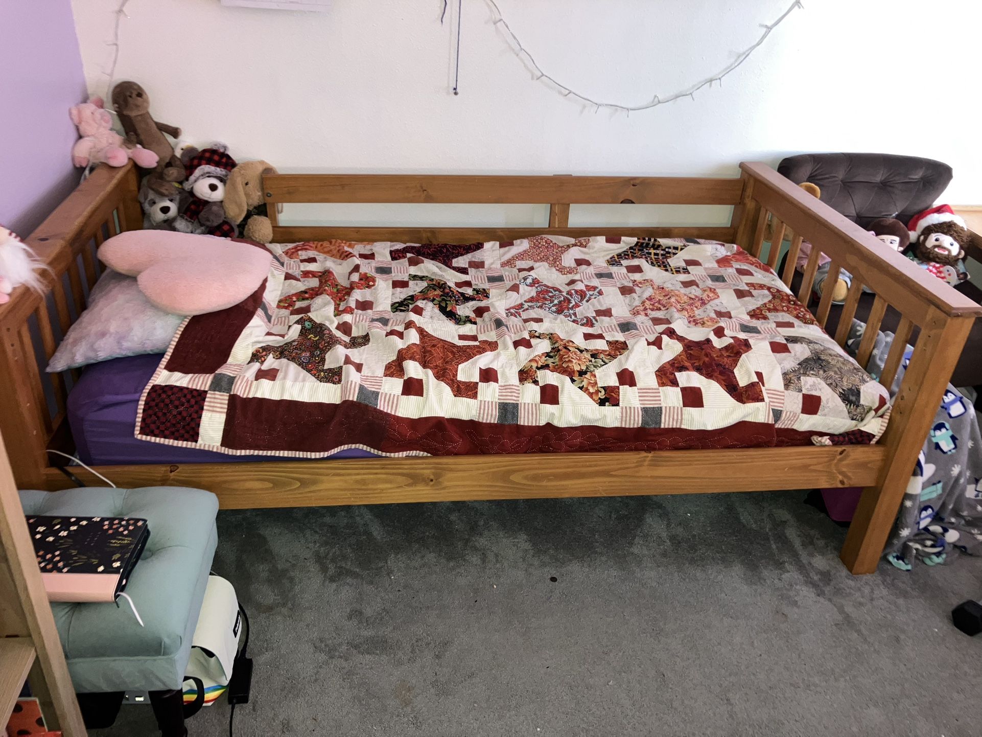 Twin Bunk Beds (one In Pic)