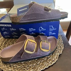 NWT Women’s Birkenstocks Size EU 38 US 7-7,5