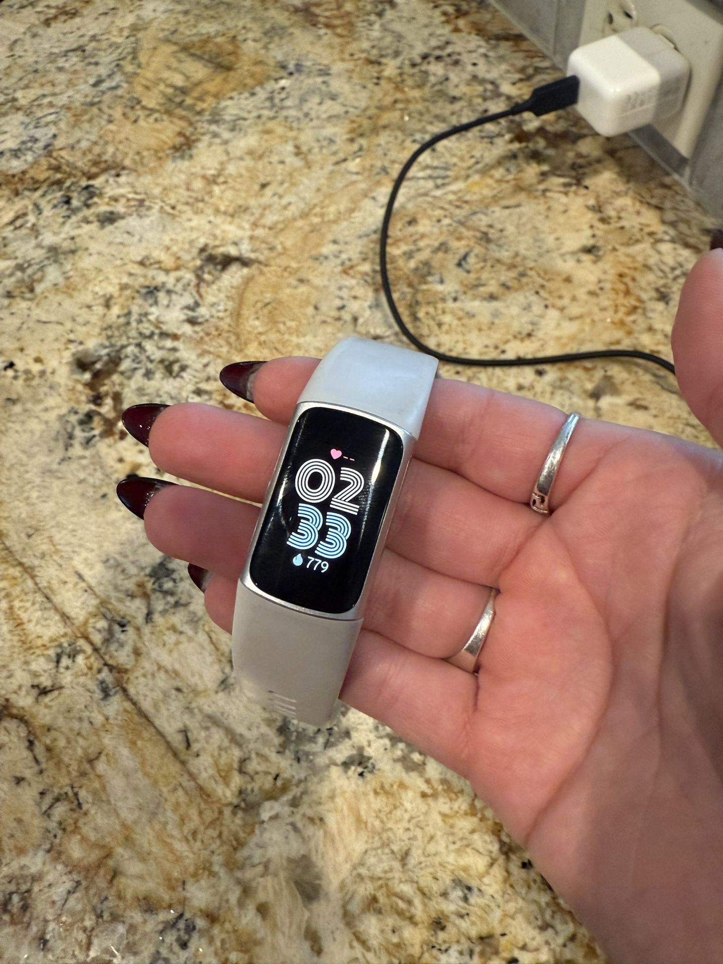 Fitbit Charge 6